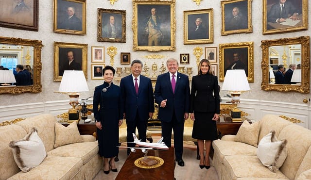 Trump-Xi-FakeNews