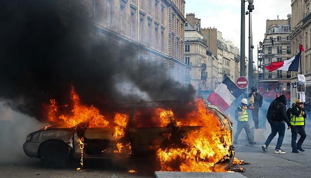 RiotsFrance